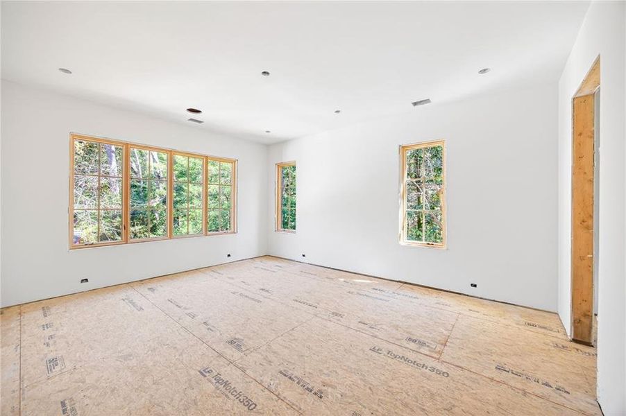 Image 43 of a home in . Image 43 of a home in .