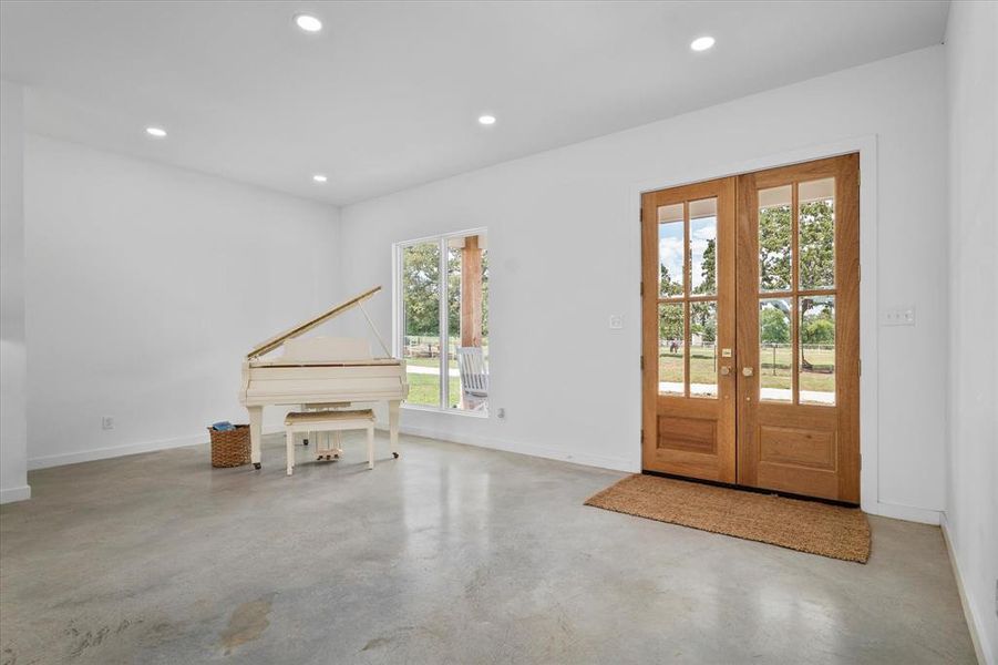 Image 33 of a home in . Image 33 of a home in .