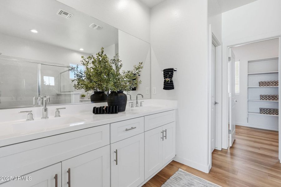 1511 W SIERRA VISTA DR 1511 W SIERRA VISTA DR