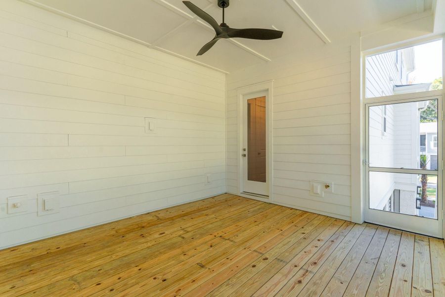 Spacious, unfurnished interior of a new home in , Mount Pleasant (Image 46).