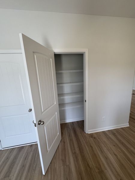 Spacious, unfurnished interior of a new home in Burton Farms, Smyrna (Image 11).