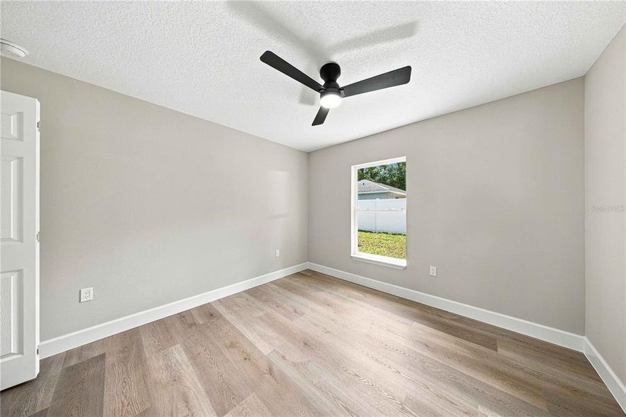 Spacious, unfurnished interior of a new home in , Ocala (Image 21).