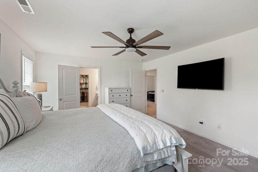 Furnished interior view inside a new home in , Lexington (Image 26). Furnished interior view inside a new home in , Lexington (Image 26).