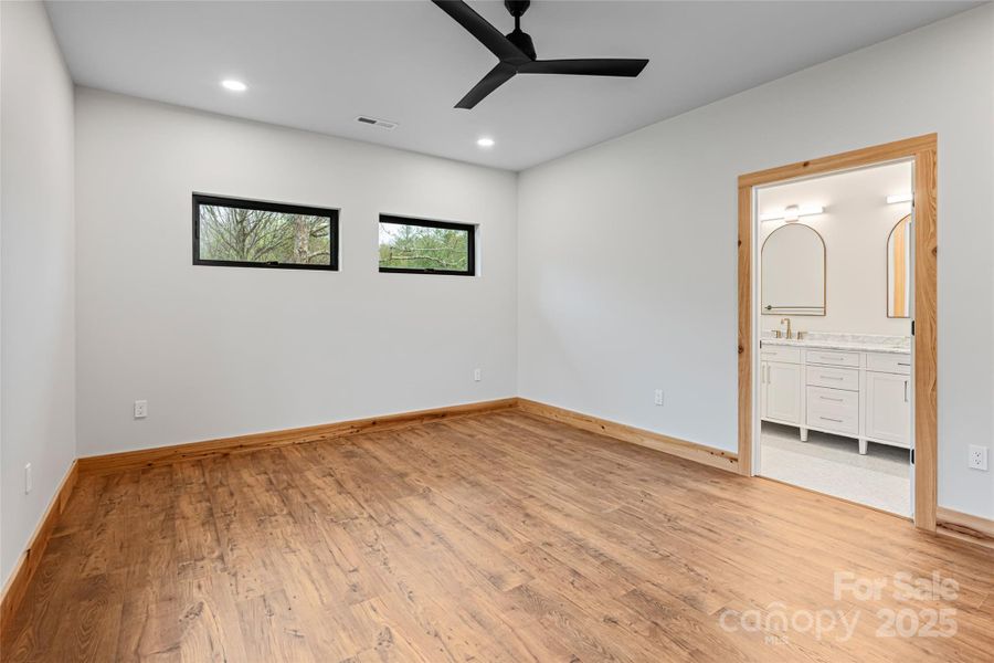 Spacious, unfurnished interior of a new home in , Weaverville (Image 16).