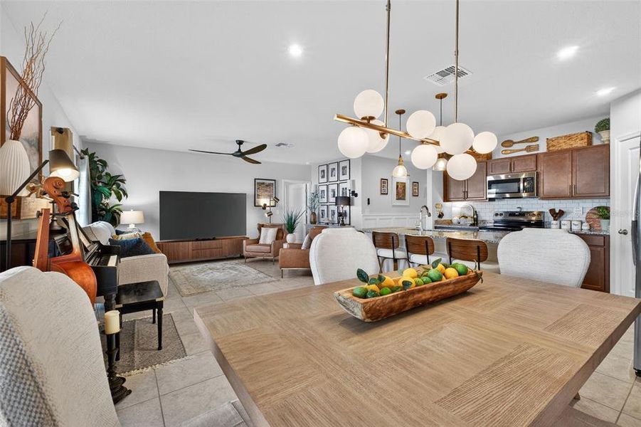 Furnished interior view inside a new home in Laurel Glen, Haines City (Image 54).