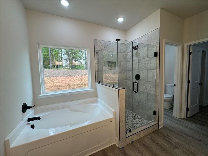 Furnished interior view inside a new home in , Toccoa (Image 10).