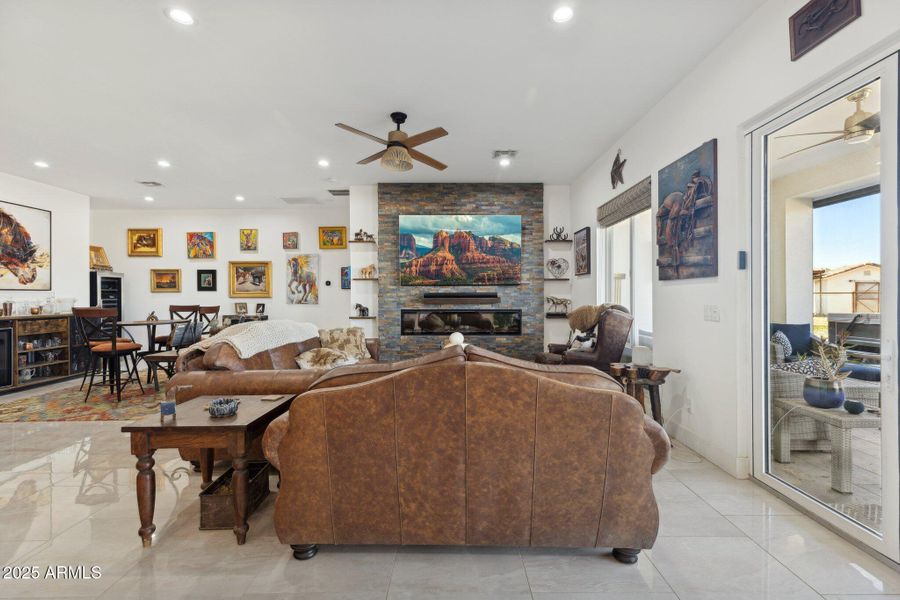 20-web-or-mls-6786-w-palomino-wy 20-web-or-mls-6786-w-palomino-wy