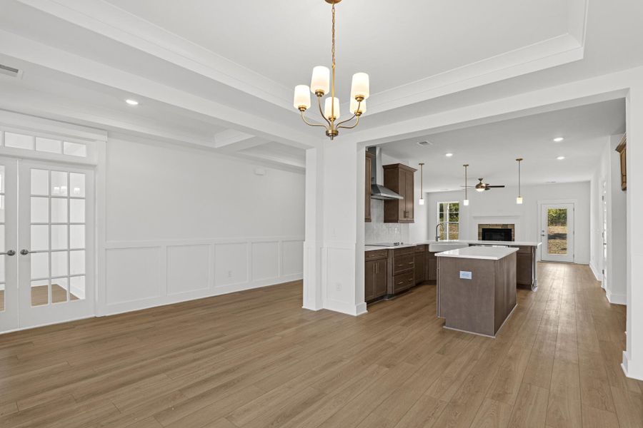 Spacious, unfurnished interior of a new home in Hancock Farms, Aiken (Image 25).