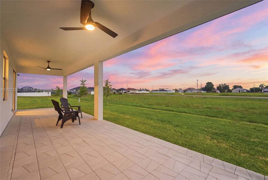 Exterior details and patio area of a home in , Cape Coral (Image 31).