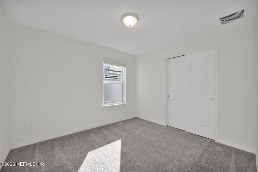 Spacious, unfurnished interior of a new home in Wells Landing, Jacksonville (Image 21).