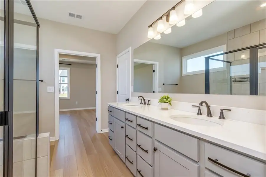 Furnished interior view inside a new home in Sweetbay Farm, Lawrenceville (Image 6).