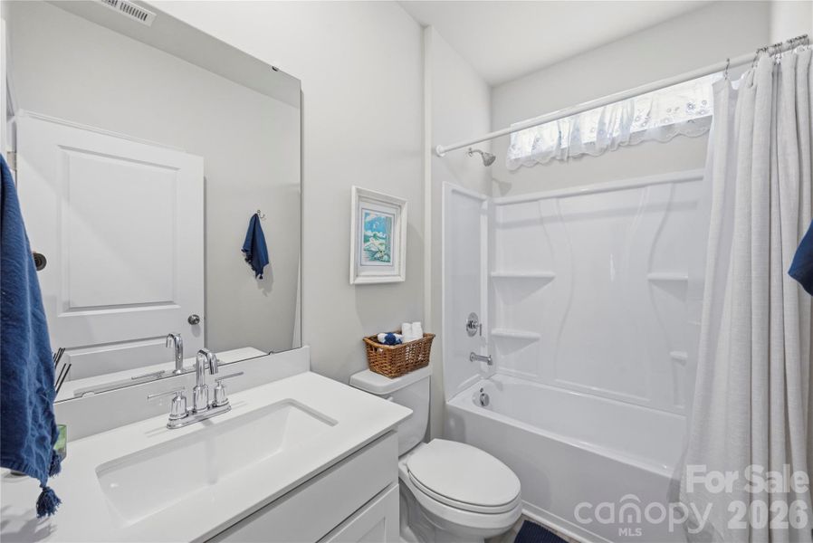 Furnished interior view inside a new home in Legacy Ridge, Catawba (Image 16). Furnished interior view inside a new home in Legacy Ridge, Catawba (Image 16).