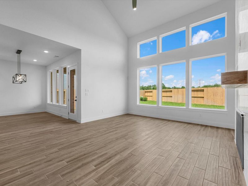 Spacious, unfurnished interior of a new home in Sienna 60’, Missouri City (Image 23). Spacious, unfurnished interior of a new home in Sienna 60’, Missouri City (Image 23).