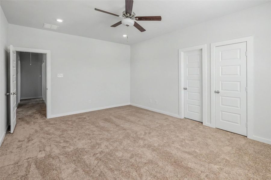 Spacious, unfurnished interior of a new home in Glendale Lakes, Arcola (Image 16). Spacious, unfurnished interior of a new home in Glendale Lakes, Arcola (Image 16).