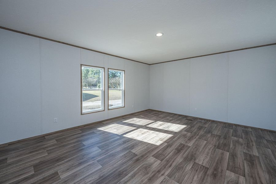 Spacious, unfurnished interior of a new home in , Summerville (Image 27).