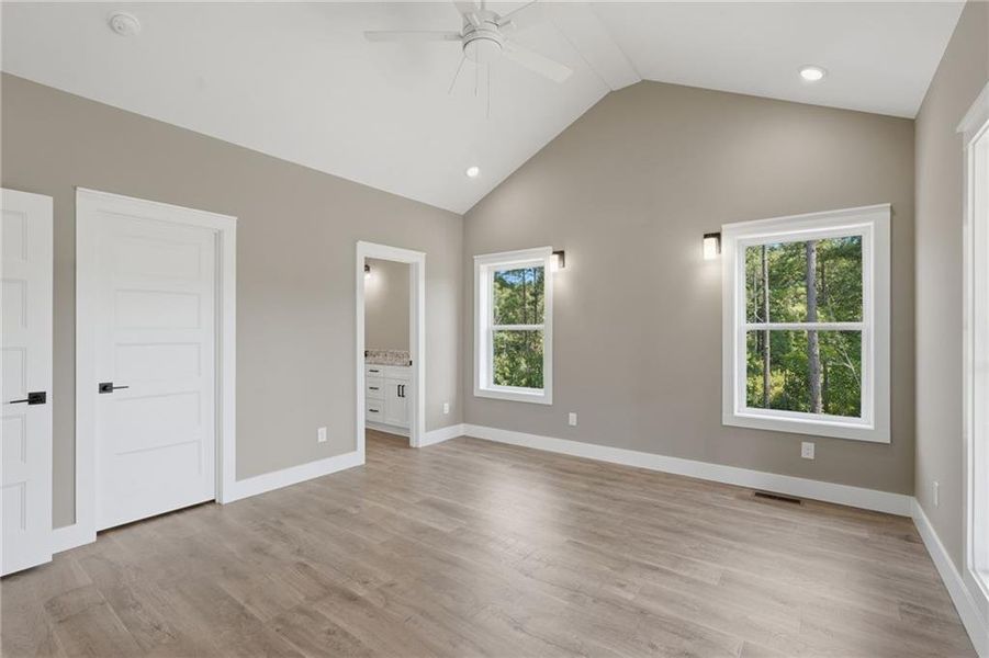 Spacious, unfurnished interior of a new home in , Talking Rock (Image 43). Spacious, unfurnished interior of a new home in , Talking Rock (Image 43).