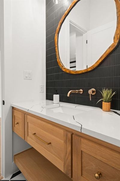 Furnished interior view inside a new home in , Arlington (Image 31).