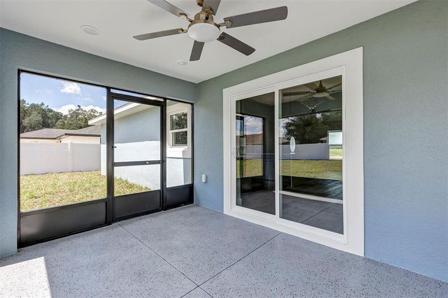 Exterior details and patio area of a home in , Dunnellon (Image 20). Exterior details and patio area of a home in , Dunnellon (Image 20).