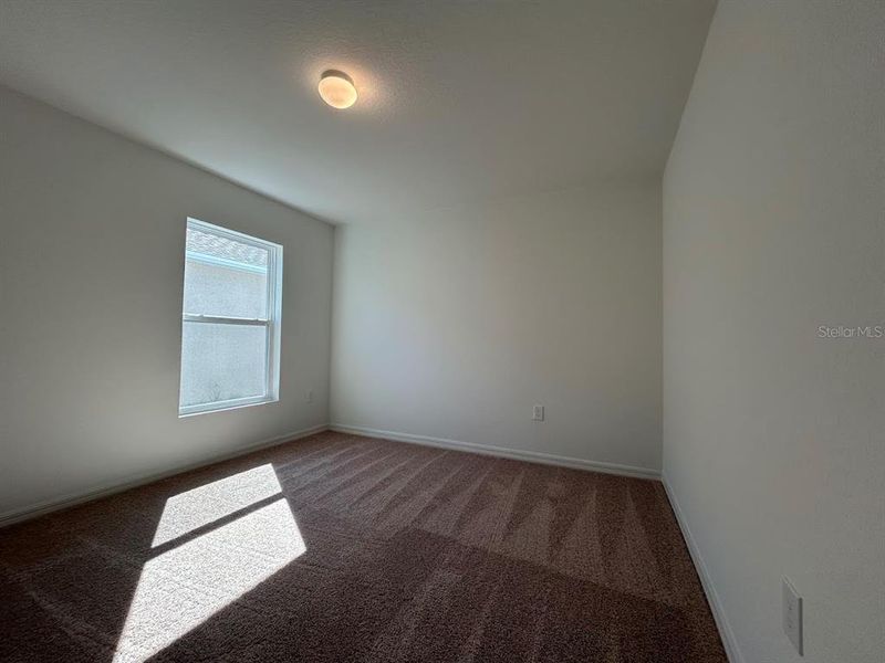 Spacious, unfurnished interior of a new home in James Farms, Bartow (Image 12).