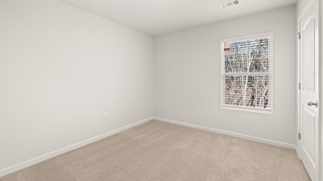 Spacious, unfurnished interior of a new home in Mountain Park, Dahlonega (Image 26).