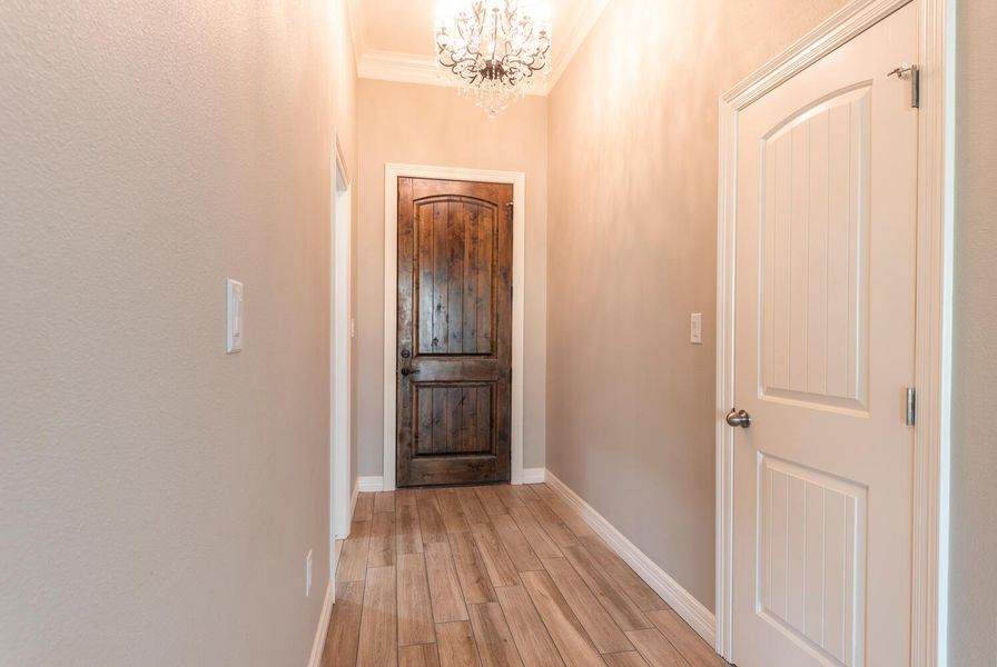 Spacious, unfurnished interior of a new home in , Beaumont (Image 32).