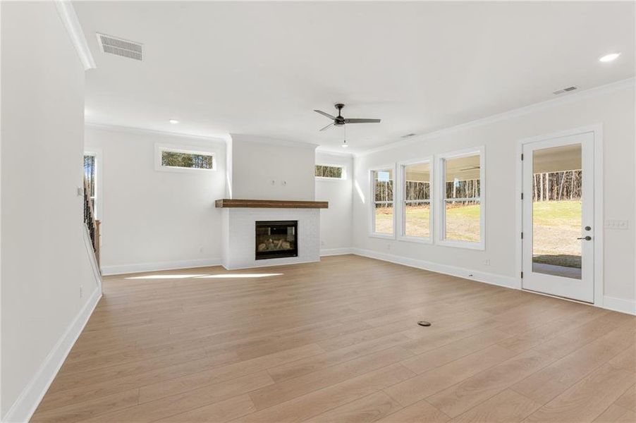 Spacious, unfurnished interior of a new home in The Reserve at Knollwood, Canton (Image 31).