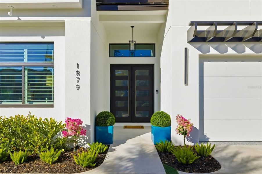 Exterior details and patio area of a home in , Sarasota (Image 45).