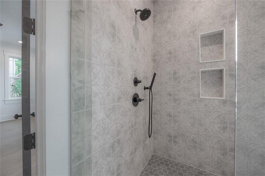 Close-up of interior finishes inside a home in , Tampa (Image 19).