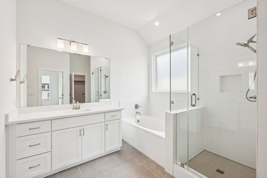 Furnished interior view inside a new home in Persimmon, Buda (Image 6).