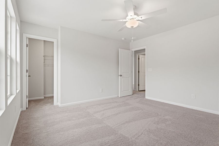 Spacious, unfurnished interior of a new home in Piper Creek, Newton (Image 29). Spacious, unfurnished interior of a new home in Piper Creek, Newton (Image 29).