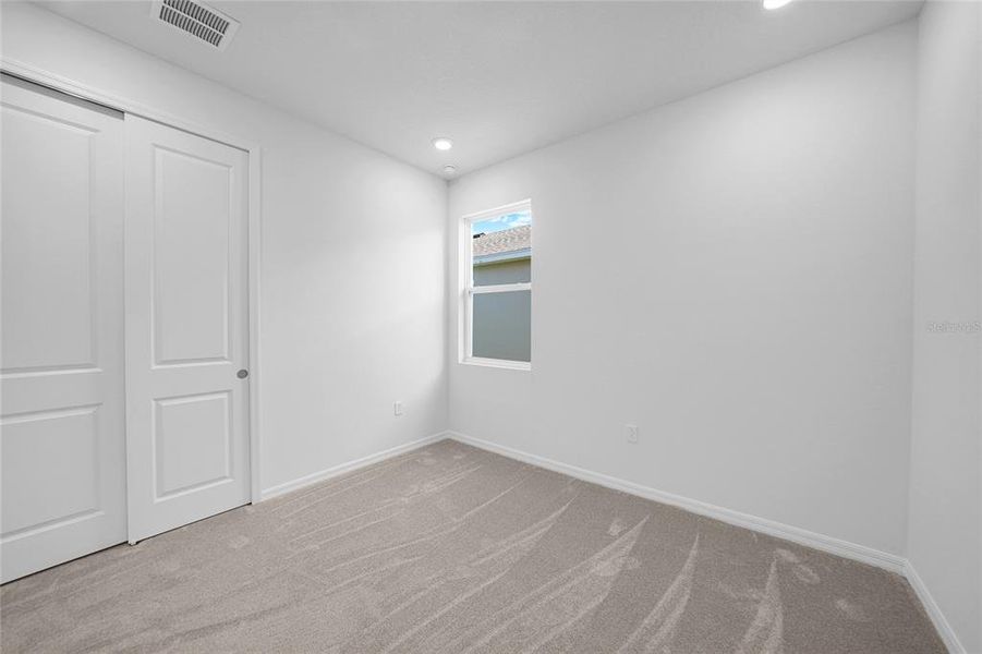 Spacious, unfurnished interior of a new home in Turnleaf, Punta Gorda (Image 23).