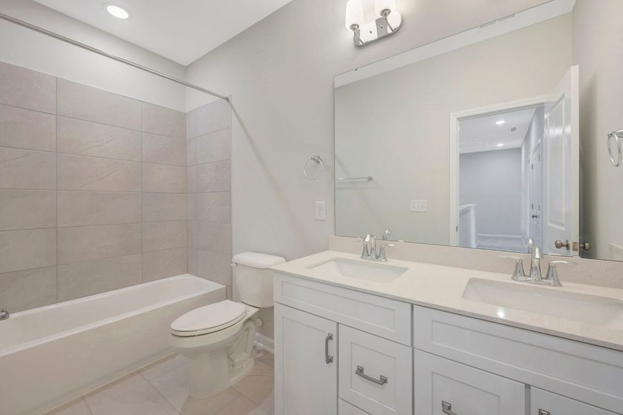 Owner's Bathroom