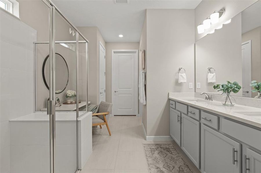 Furnished interior view inside a new home in Savannah Palms, Orlando (Image 22).