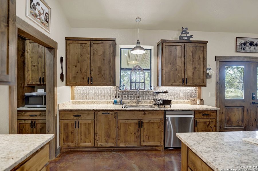 Furnished interior view inside a new home in , Medina (Image 25). Furnished interior view inside a new home in , Medina (Image 25).