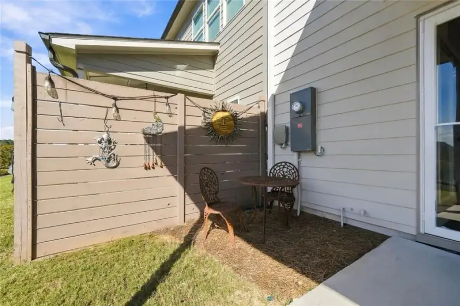 Exterior details and patio area of a home in , Jasper (Image 28).