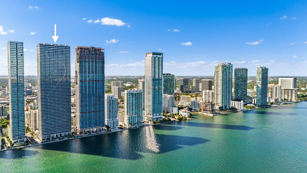 Condo located in Miami, FL showcasing its design and architecture (Image 5). Condo located in Miami, FL showcasing its design and architecture (Image 5).