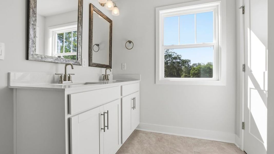 Furnished interior view inside a new home in Hidden Hills, Spartanburg (Image 11). Furnished interior view inside a new home in Hidden Hills, Spartanburg (Image 11).