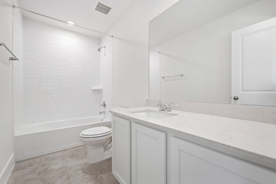 Furnished interior view inside a new home in Pecan Estates, Crosby (Image 13).
