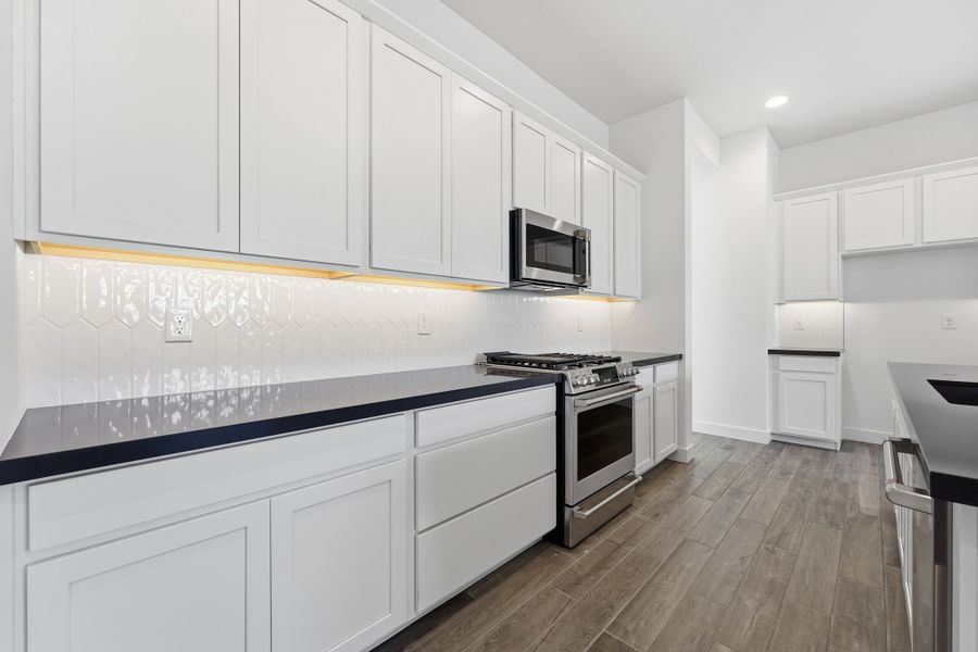 Furnished interior view inside a new home in Combs Ranch, San Tan Valley (Image 10).