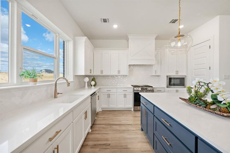 Furnished interior view inside a new home in Rocky Top Ranch, Reno (Image 20).