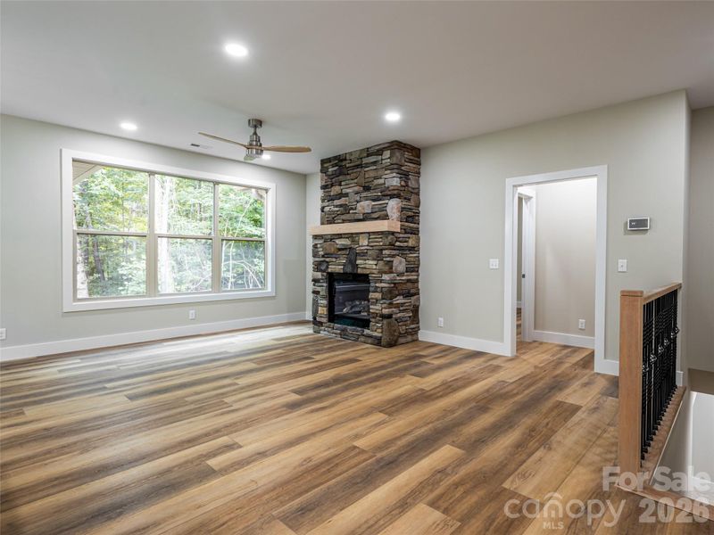 Spacious, unfurnished interior of a new home in , Hendersonville (Image 20). Spacious, unfurnished interior of a new home in , Hendersonville (Image 20).