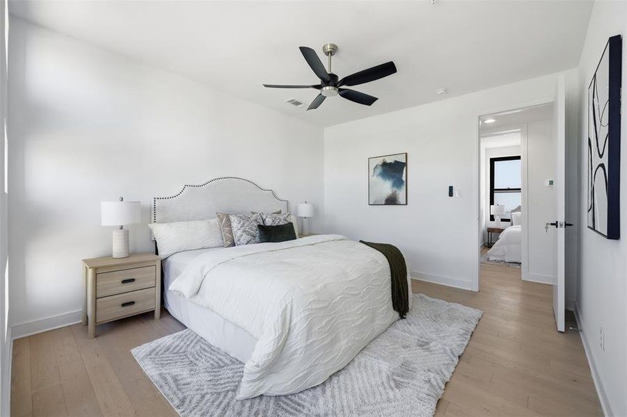 Furnished interior view inside a new home in , Dallas (Image 23).