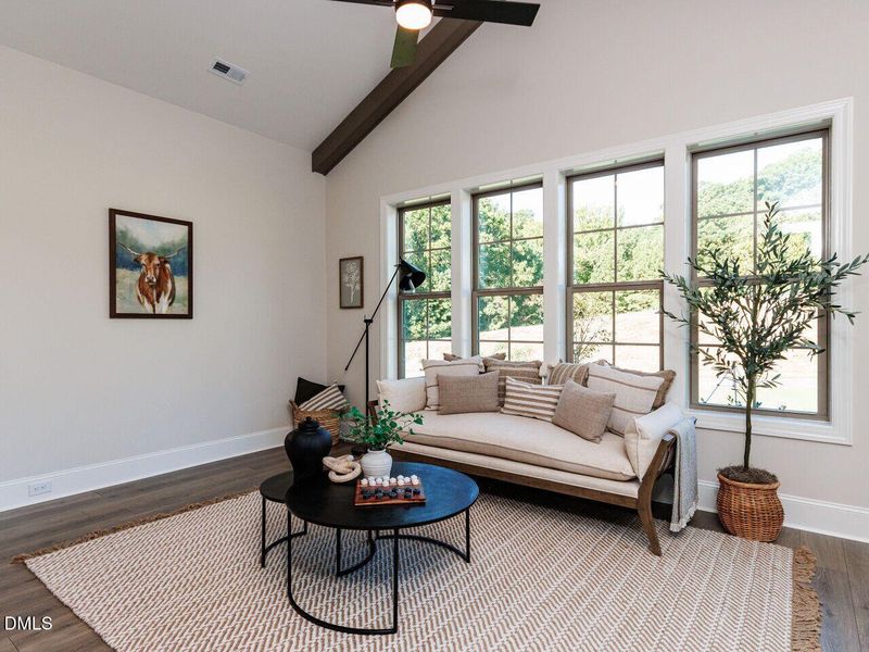 021-1280x960-sunroom