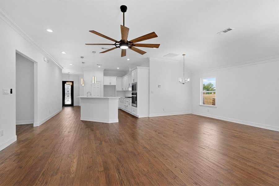 Spacious, unfurnished interior of a new home in , Ferris (Image 29).