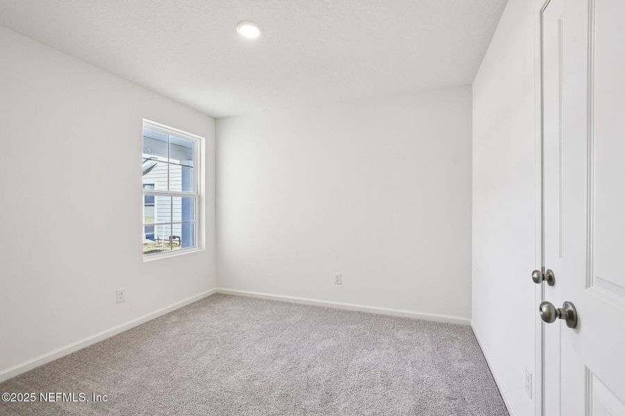 Spacious, unfurnished interior of a new home in Kings Landing, Jacksonville (Image 16). Spacious, unfurnished interior of a new home in Kings Landing, Jacksonville (Image 16).