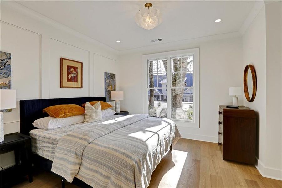 Furnished interior view inside a new home in , Gainesville (Image 12).