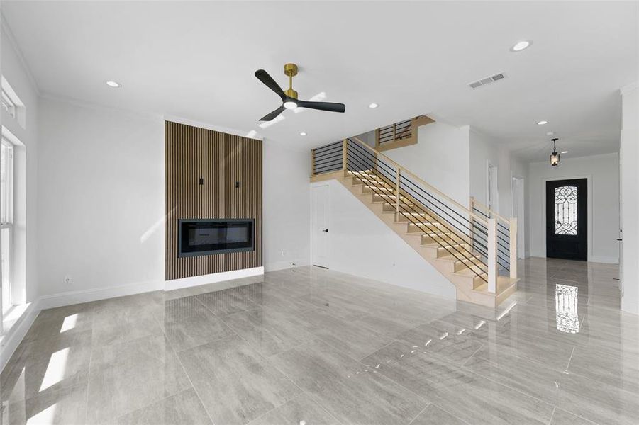 Spacious, unfurnished interior of a new home in , Dallas (Image 32).