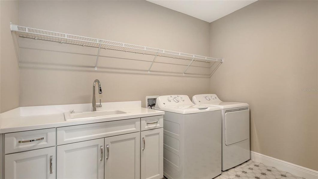 Furnished interior view inside a new home in Palm Grove, Lakewood Ranch (Image 14). Furnished interior view inside a new home in Palm Grove, Lakewood Ranch (Image 14).