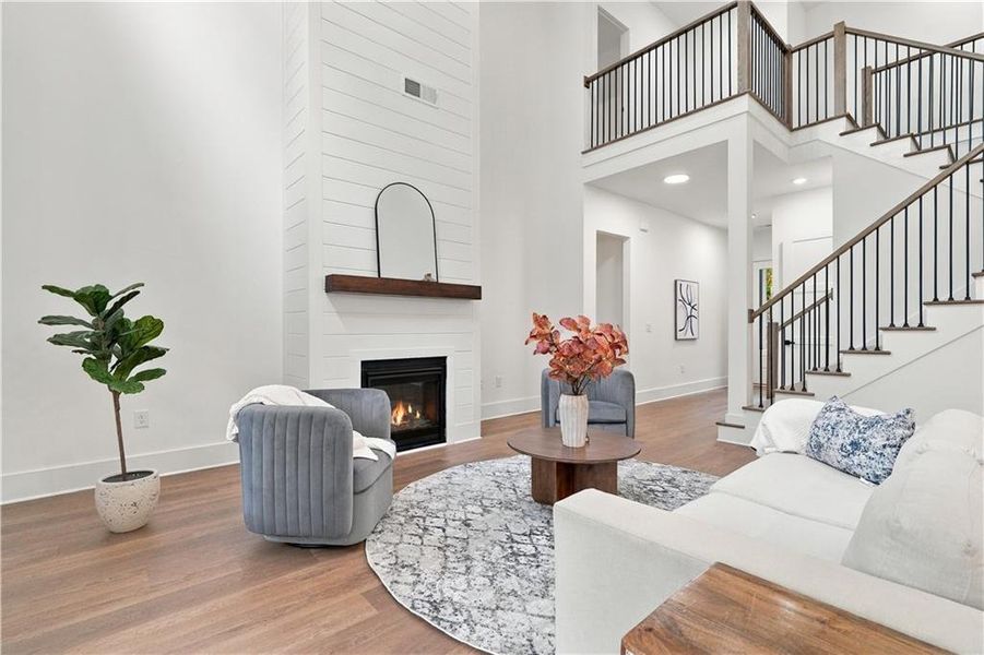 Furnished interior view inside a new home in , Jasper (Image 5).