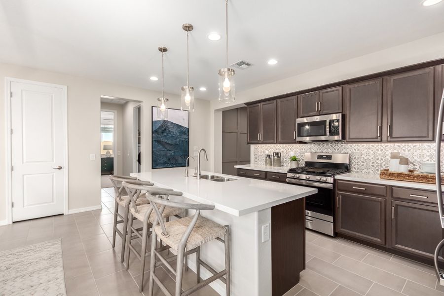 Representative furnished interior of a home built from the 40R1 by Taylor Morrison in Rancho Mercado, Surprise (Image 13).